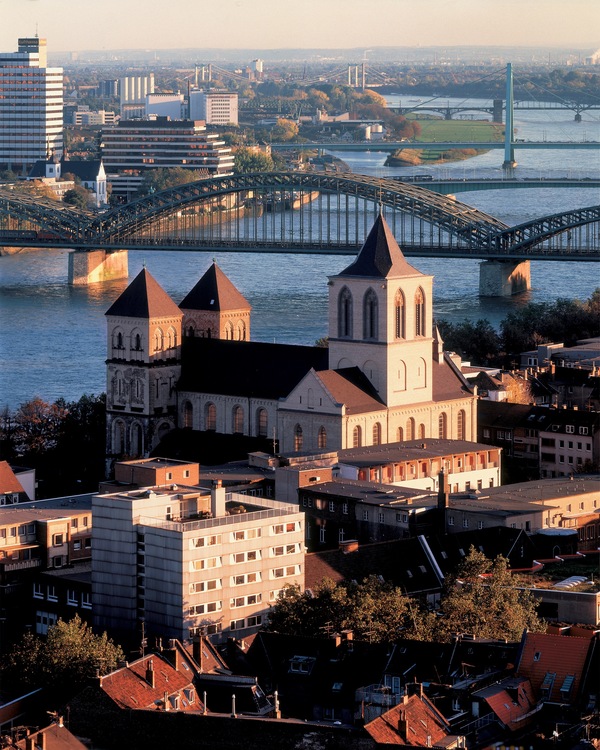 DECGN - Cologne - St. Kunibert Church and Rhine Bridges - Credits GNTB Esch HG.jpg